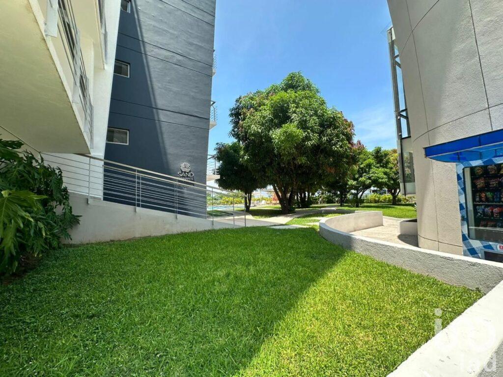 DEPARTAMENTO EN VENTA ACAPULCO DIAMANTE CON ALBERCA