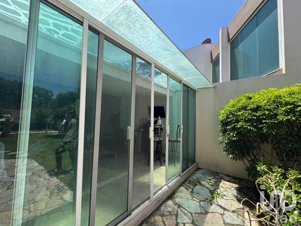 CASA EN VENTA EN CLUSTER 333 LOMAS DE ANGELOPOLIS I