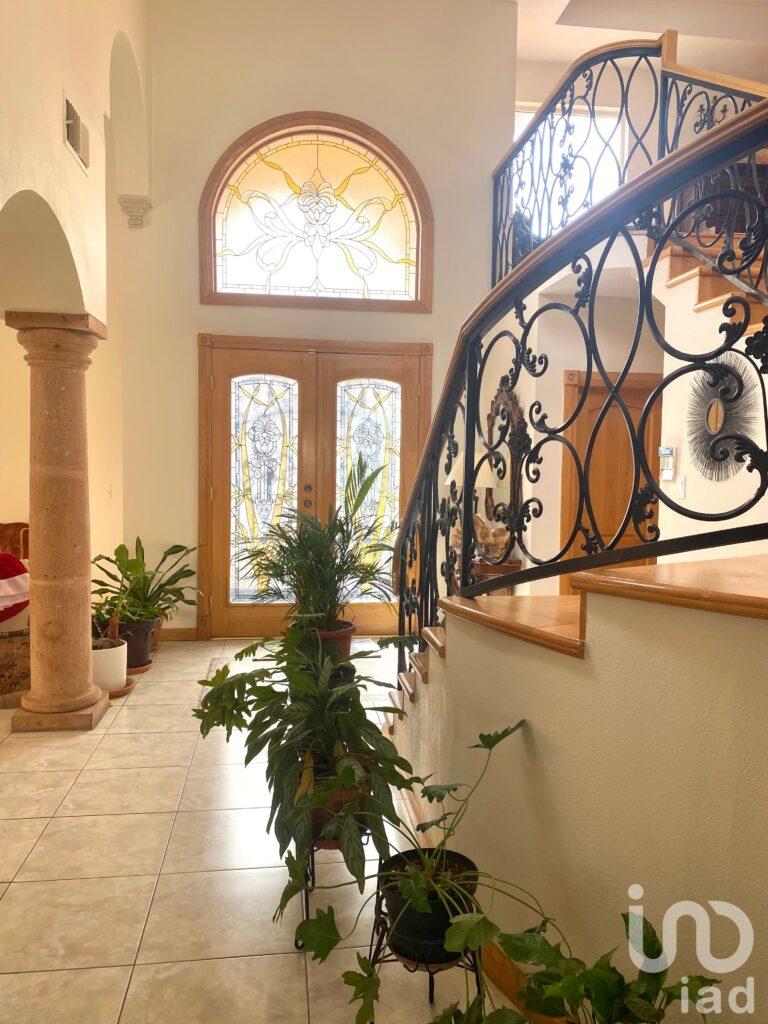 Residencia de lujo en venta,  muy amplia, excelente ubicación, construcción y acabados de primera