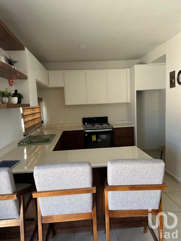 CASA EN VENTA EN LA PAZ - 3 RECÁMARAS (ZONA FAMILIAR)