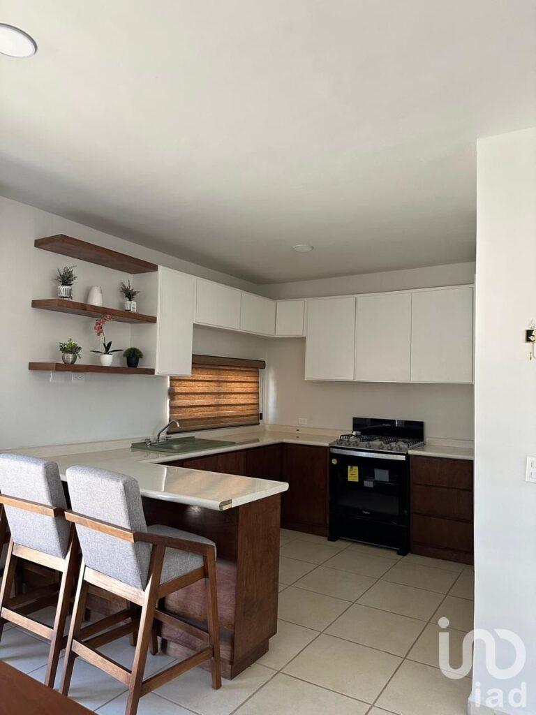 CASA EN VENTA EN LA PAZ - 3 RECÁMARAS (ZONA FAMILIAR)