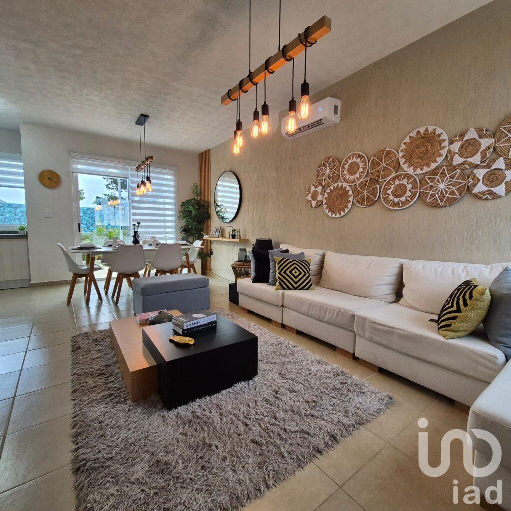 CASA EN VENTA EN PRIVADA ZONA NORTE DE CANCUN