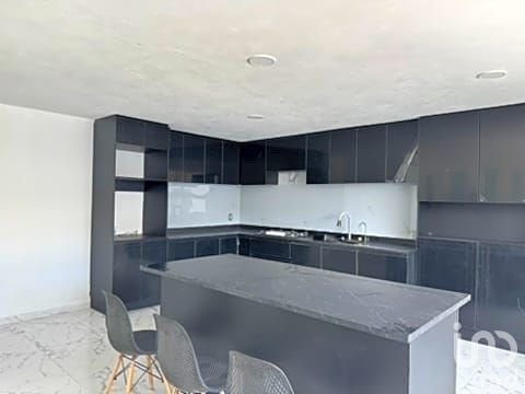 Casa en Venta en Col. Lázaro Cárdenas, Metepec, México