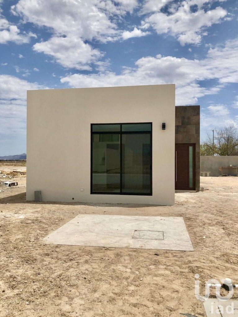 CASA NUEVA EN VENTA EN CHAMETLA