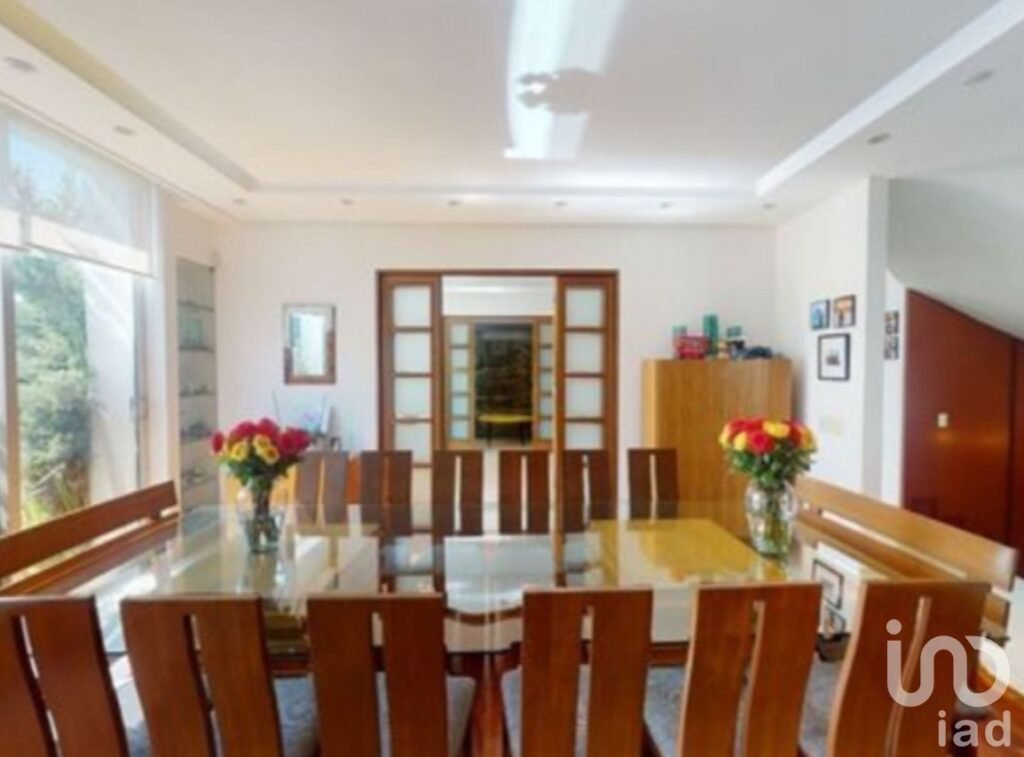 CASA EN VENTA EN BOSQUES DE LAS LOMAS