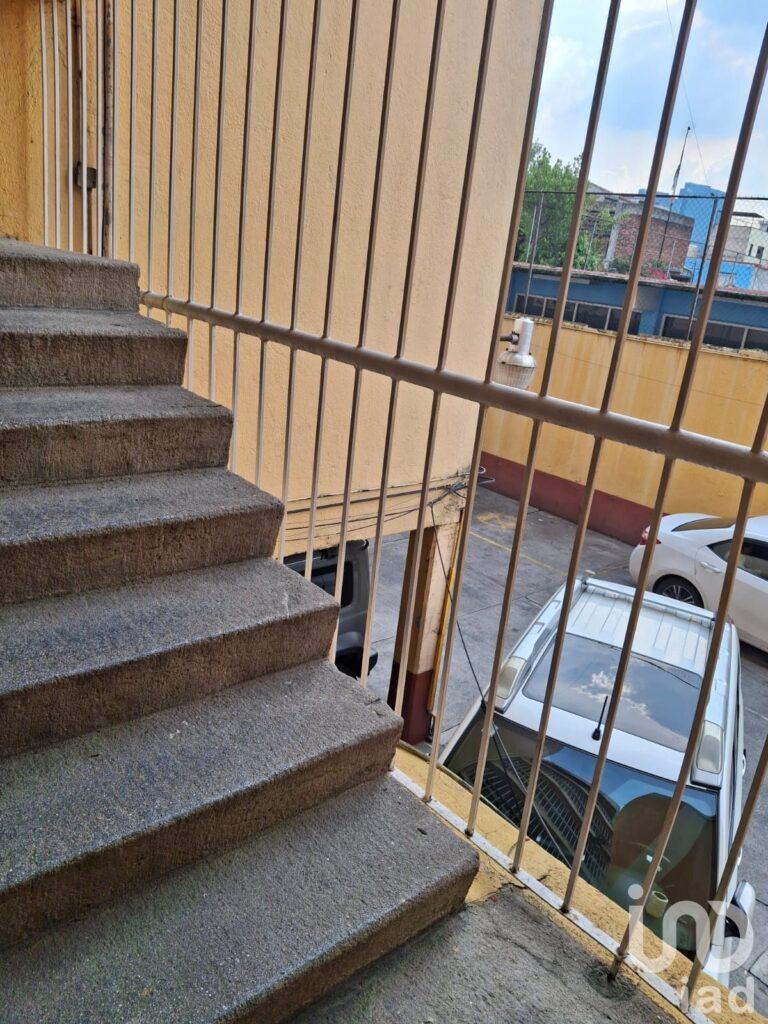 Departamento en venta cerca del metro Panteones