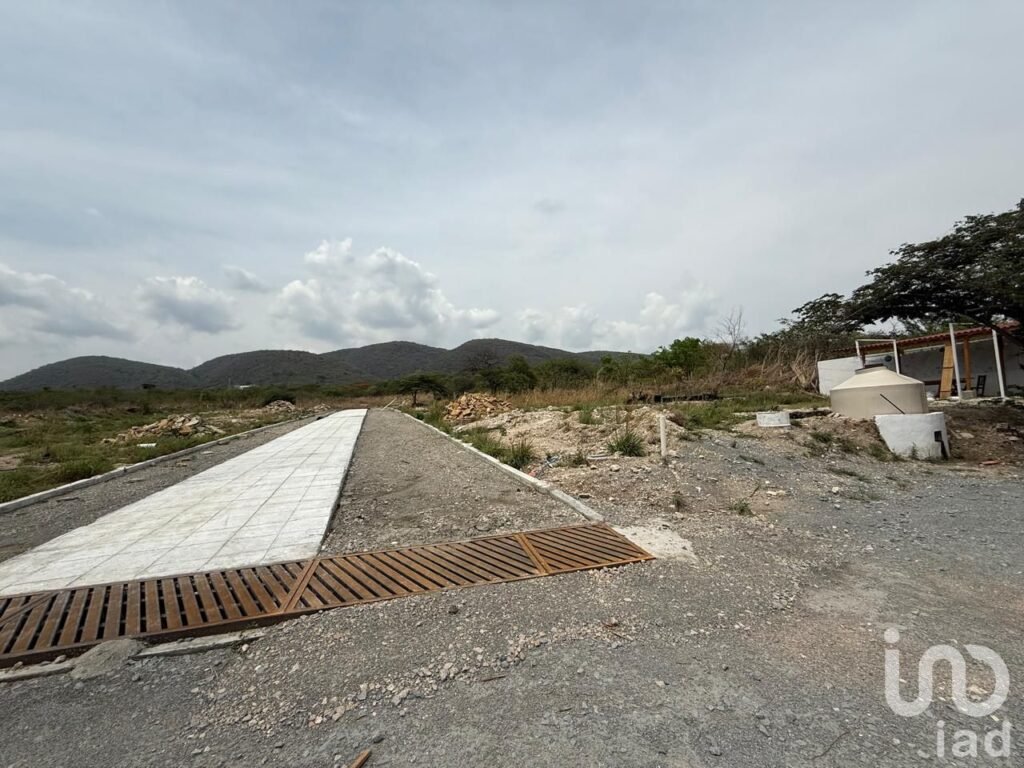 TERRENOS EN VENTA DE 10X20 SOBRE BOULEVARD LAGUITOS DE TUXTLA GUTIERREZ