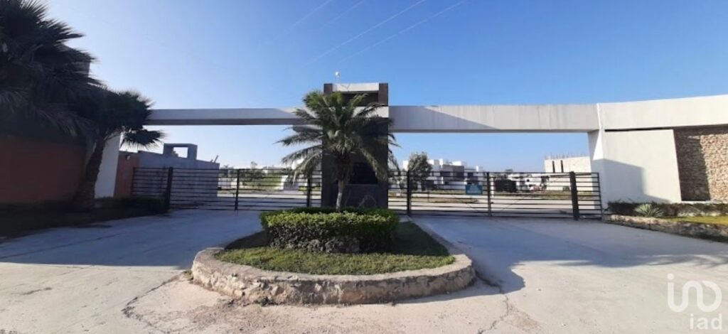 Terreno en venta en Royal Campestre zona club campestre