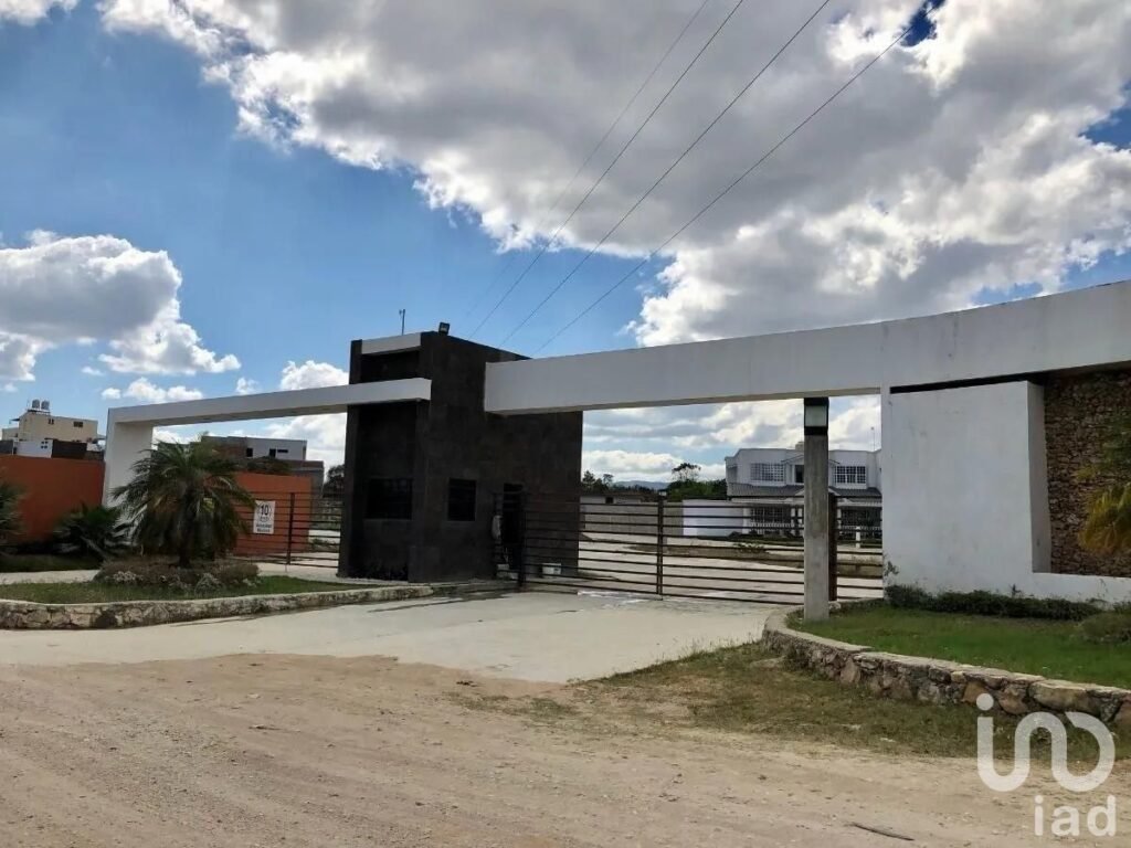 Terreno en venta en Royal Campestre zona club campestre