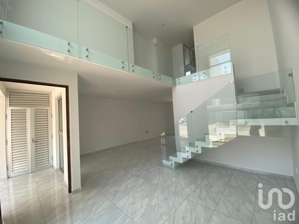 Casa en renta En Residencial Bonaterra, coto Altezza, nueva para estrenar.