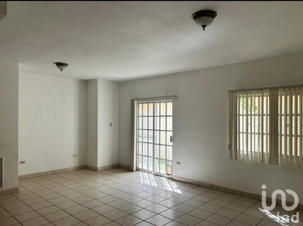 Se Renta Residencia Equipada Zona Misiones