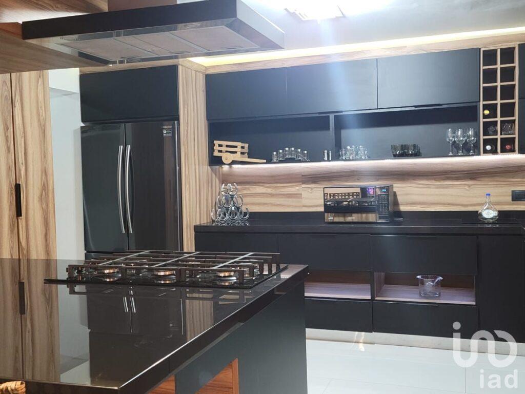 RESIDENCIA POR MISIONES CON ACABADOS DE LUJO 4 REC