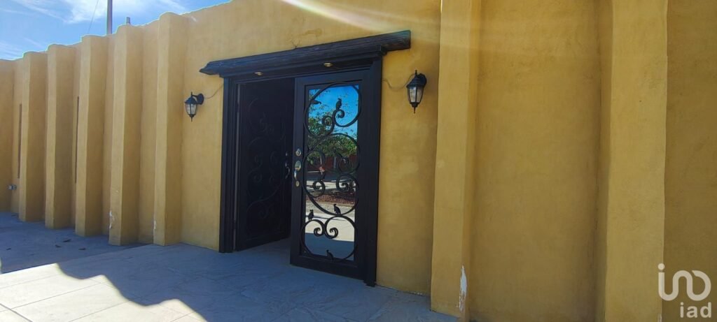 Terraza con alberca en venta, 1700 m2 en La Cuesta