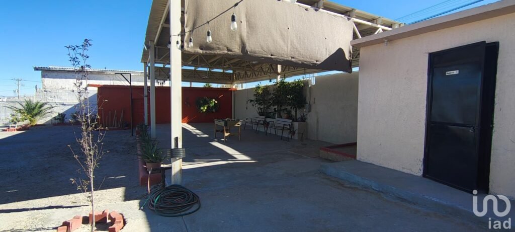 Terraza con alberca en venta, 1700 m2 en La Cuesta