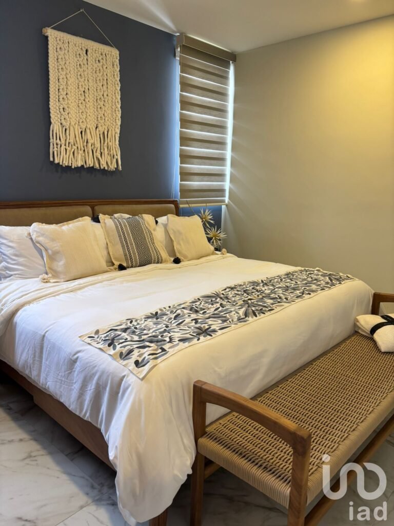 Depto. de lujo en Renta AMUEBLADO con alberca, gym y roof garden en Montes de Amé, Merida Yuc.