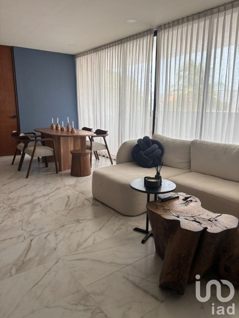 Depto. de lujo en Renta AMUEBLADO con alberca, gym y roof garden en Montes de Amé, Merida Yuc.