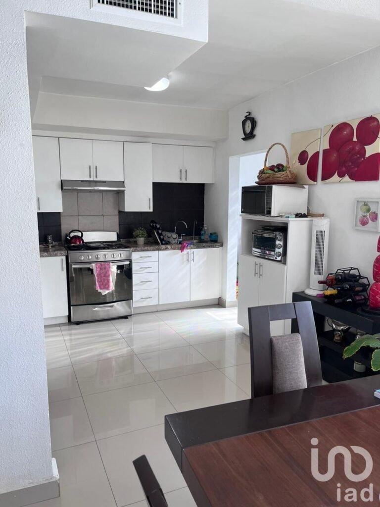 Casa en Renta Amueblada cerca de Consulado Americano y puente Zaragoza