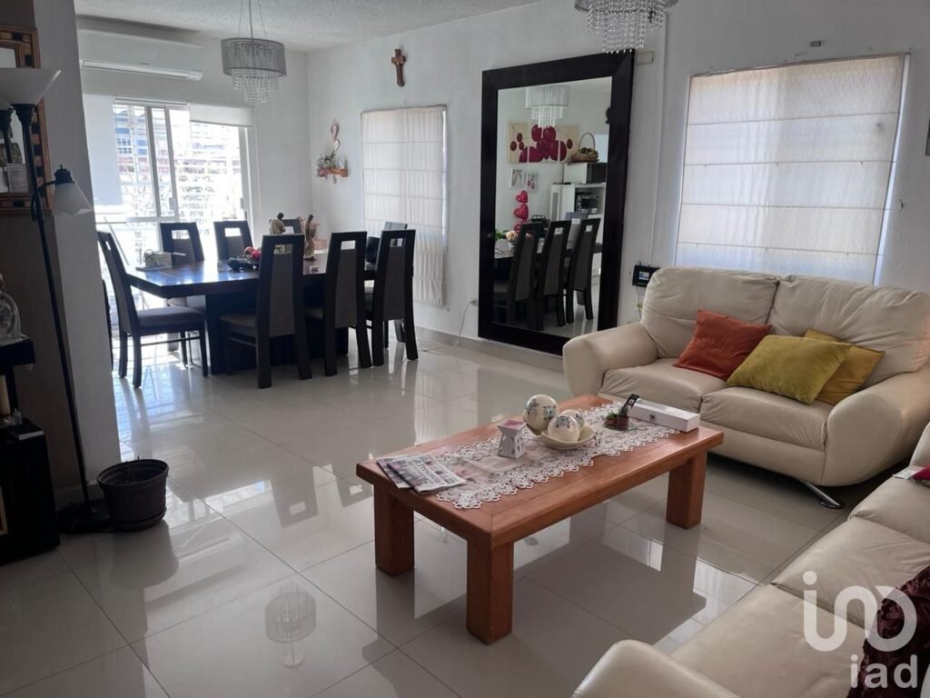 Casa en Renta Amueblada cerca de Consulado Americano y puente Zaragoza