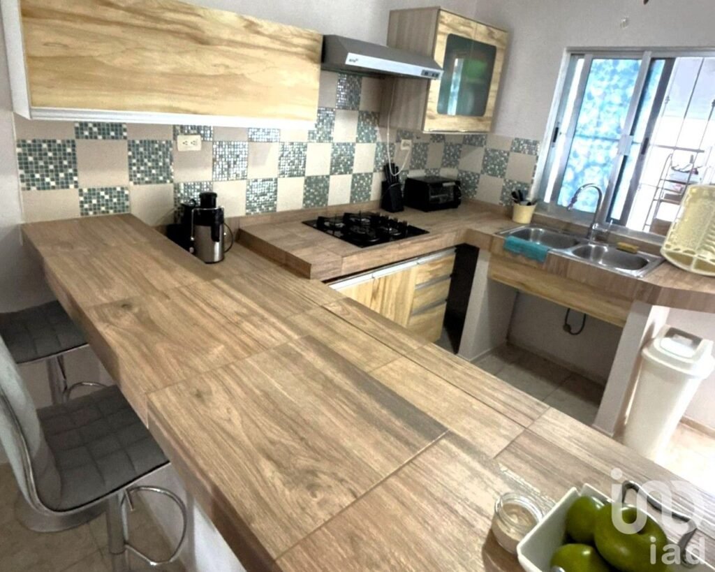 Casa Amueblada en Santa Fe, Playa del Carmen, 2 Recamaras, 2 baños, 2 cajones estacionamiento