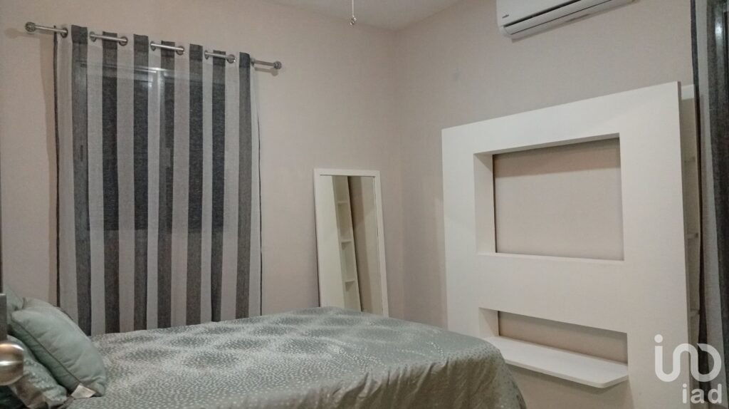 Casa Amueblada en Santa Fe, Playa del Carmen, 2 Recamaras, 2 baños, 2 cajones estacionamiento