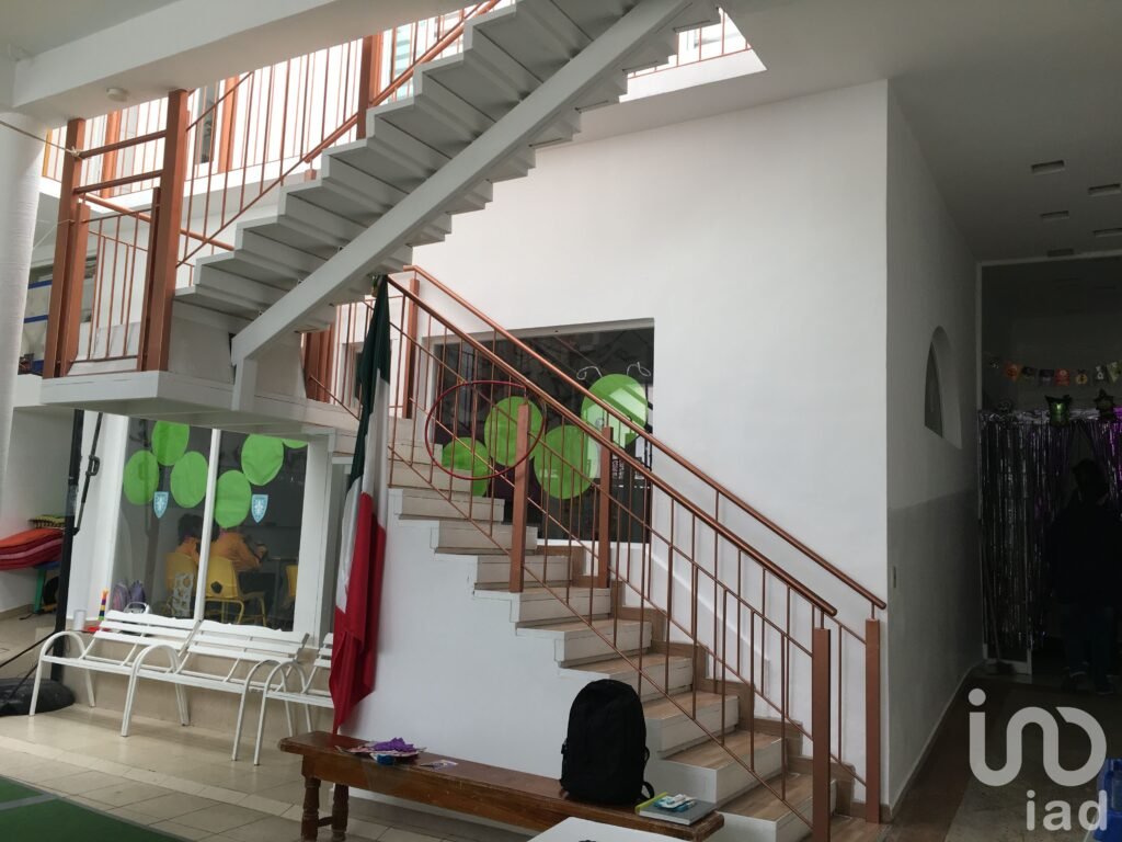 Venta de Casa en calle Aguacate, Arboledas, Querétaro.