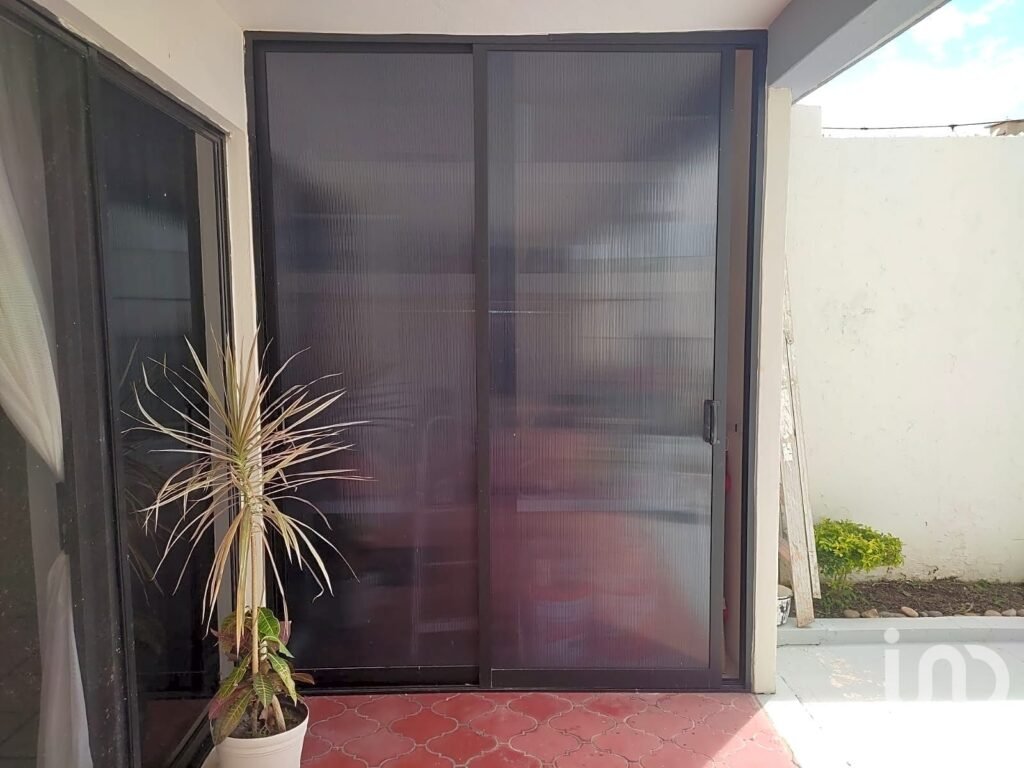 CASA EN VENTA EN EL DORADO - ZONA DORADA DE MAZATLÁN