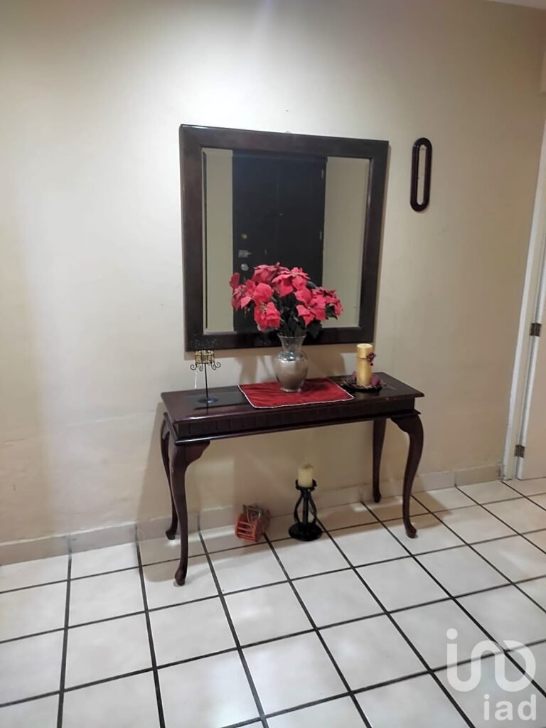 CASA EN VENTA EN EL DORADO - ZONA DORADA DE MAZATLÁN