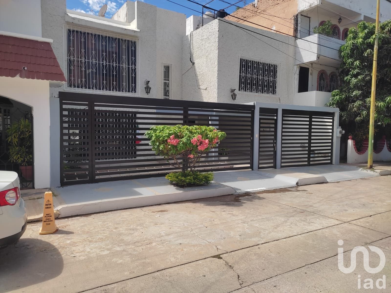 CASA EN VENTA EN EL DORADO – ZONA DORADA DE MAZATLÁN CASA EN VENTA EN EL DORADO – ZONA DORADA DE MAZATLÁN