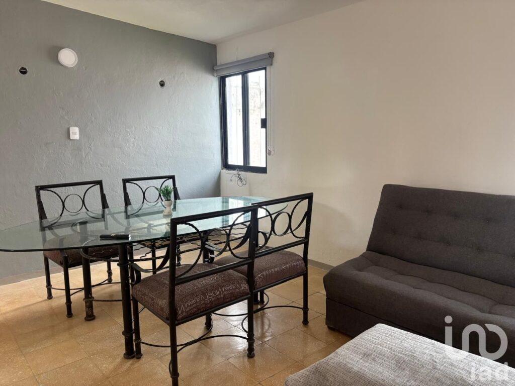 Departamento en Venta sobre Av. Bonampak Cerca de Puerto Cancún, Cancún, Q.Roo