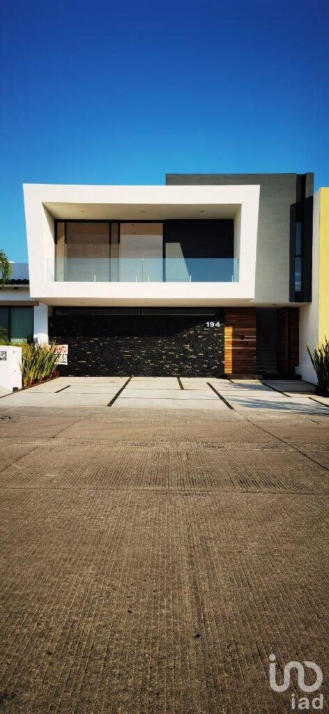 SE VENDE CASA EN FRACC. HACIENDA DEL MONTE EN JESUS DEL MONTE MORELIA