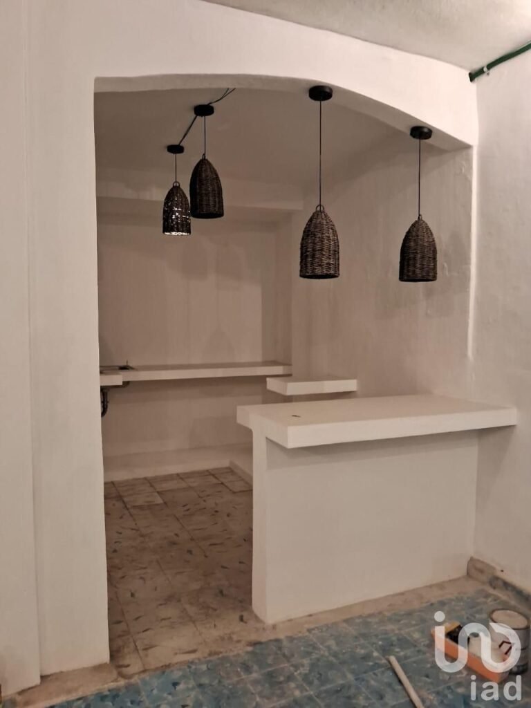 CASA EN RENTA EN CENTRO DE MÉRIDA, FRENTE PARQUE DE LA PLANCHA