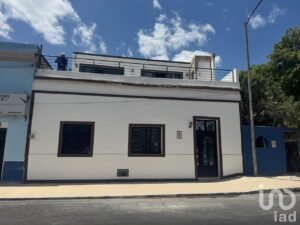 CASA EN RENTA EN CENTRO DE MÉRIDA, FRENTE PARQUE DE LA PLANCHA CASA EN RENTA EN CENTRO DE MÉRIDA, FRENTE PARQUE DE LA PLANCHA