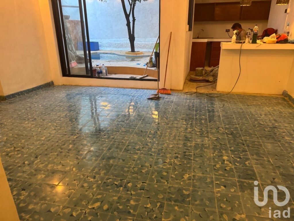 CASA EN RENTA EN CENTRO DE MÉRIDA, FRENTE PARQUE DE LA PLANCHA