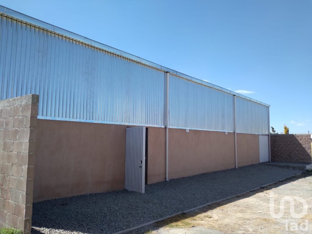 BODEGA EN RENTA A 15 MINUTOS DE PACHUCA
