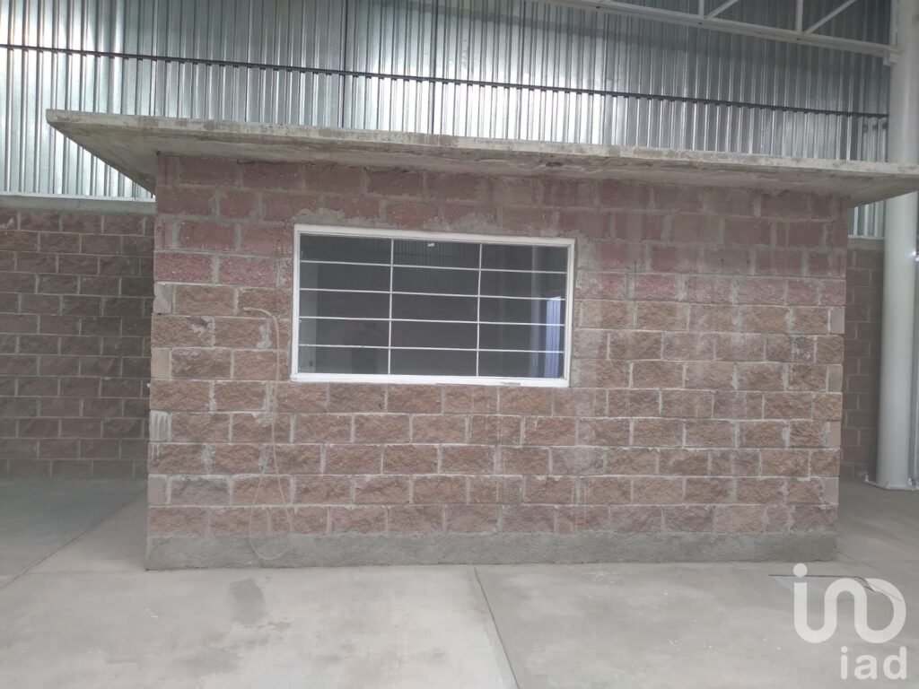 BODEGA EN RENTA A 15 MINUTOS DE PACHUCA