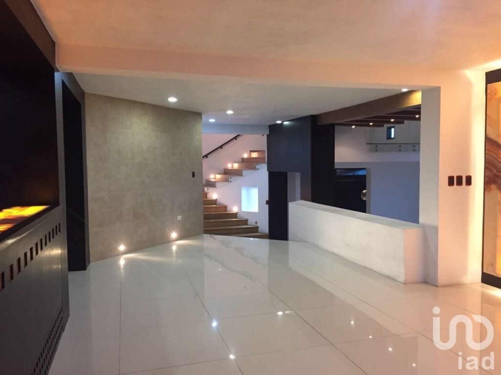 Hermosa casa con alberca en Fracc San Miguel