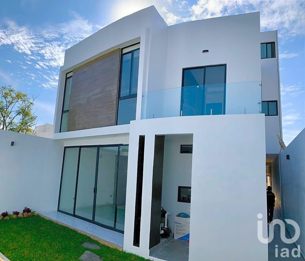 ZONA DORADA (DELICIAS) CASA NUEVA EN VENTA...