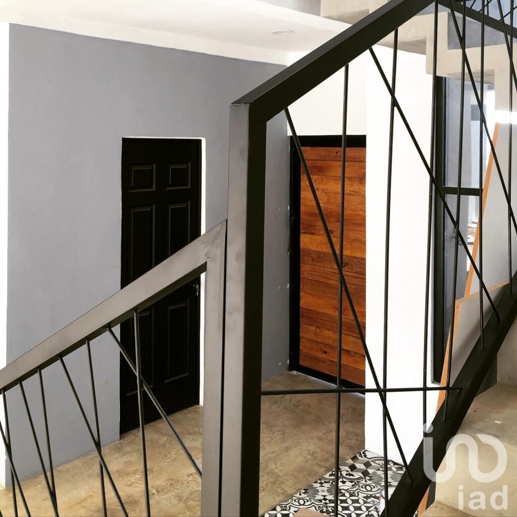 LOMAS DE CORTÉS EN CUERNAVACA, CON SEGURIDAD DENTRO DE UN FRACCIONAMIENTO...