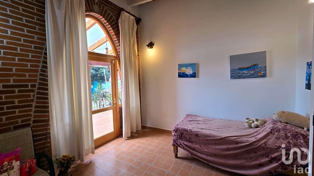 RENTA  DE CASA EN RANCHO CORTÉS EN PRIVADA CON AMPLIO JARDÍN...