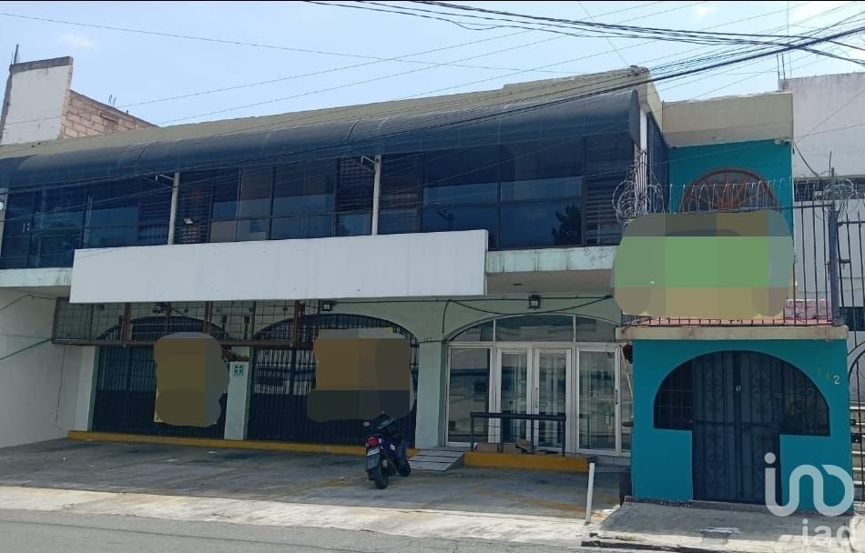 LOCAL COMERCIAL EN RENTA EN LAS PALMAS EXCELENTE UBICACIÓN…