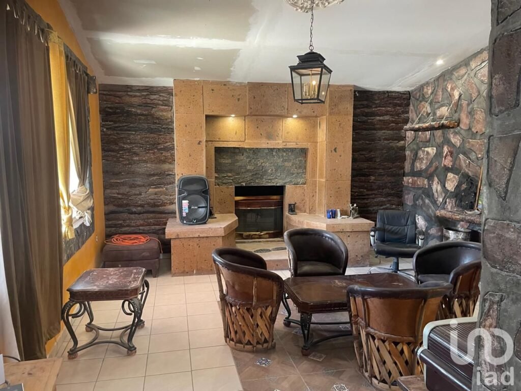 RANCHO EN SAMALAYUCA CON 11 CABAÑAS CONSTRUIDAS