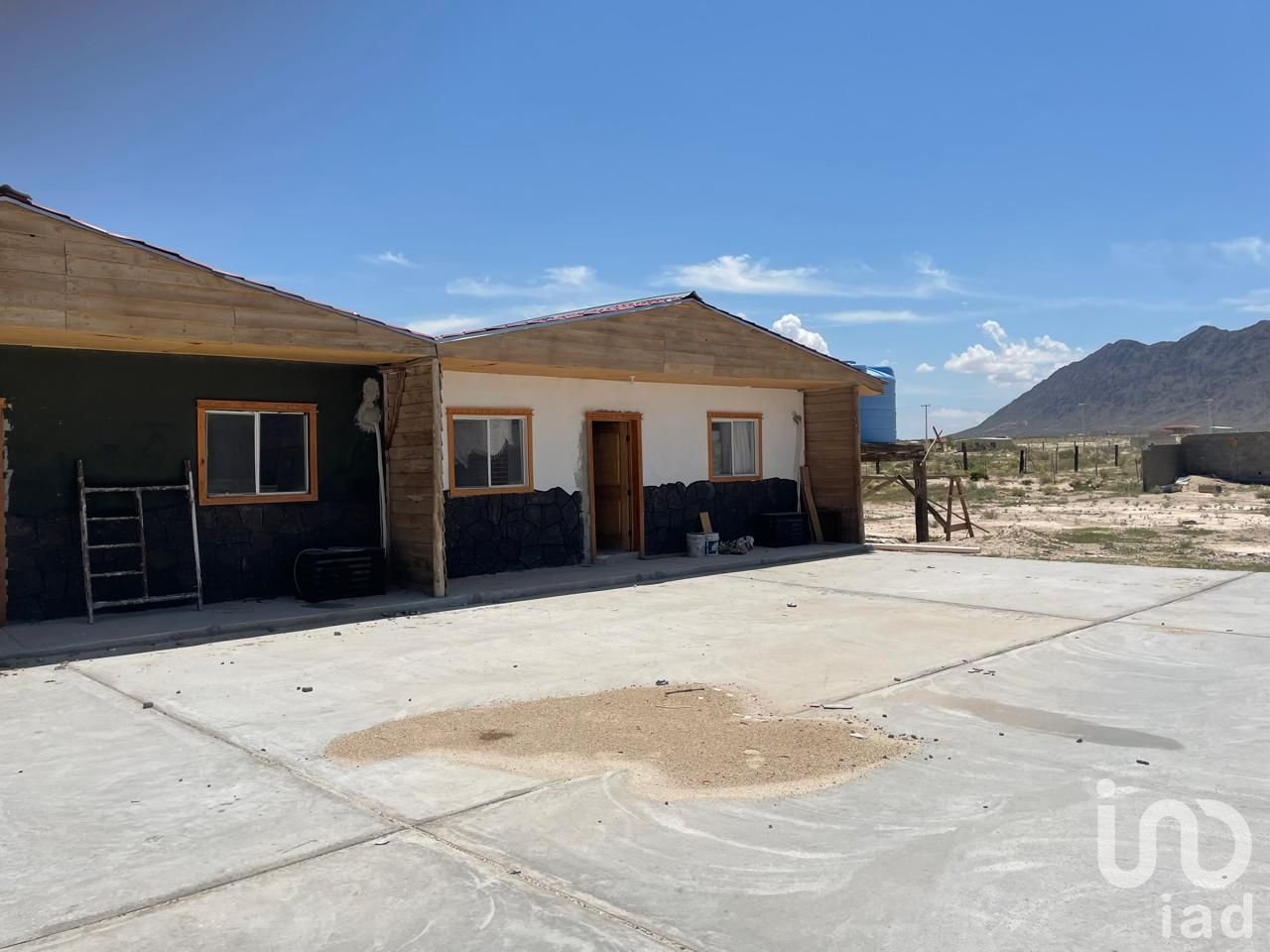 RANCHO EN SAMALAYUCA CON 11 CABAÑAS CONSTRUIDAS