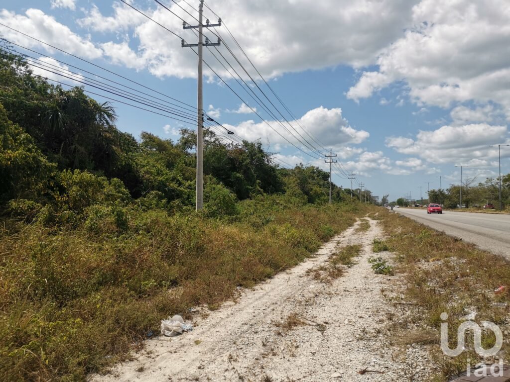Terreno en venta en La Isla, Cancún - Puerto Morelos, Benito Juárez, Quintana Roo - 2248430 terreno en venta terreno en venta en la isla cancun puerto morelos benito juarez quintana roo 250063