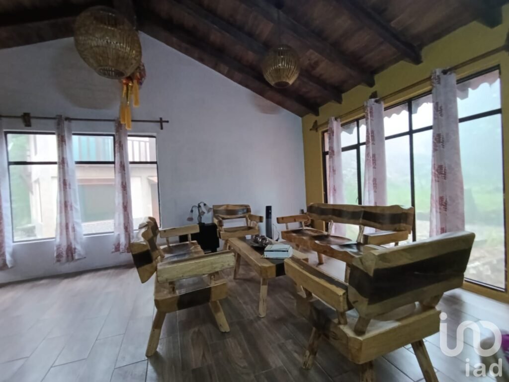 VENTA CASA EN SAINT MORITZ HUITZILAC MORELOS