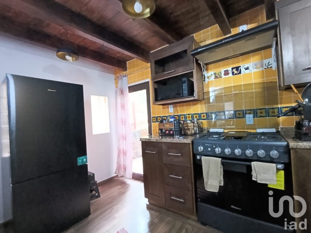 VENTA CASA EN SAINT MORITZ HUITZILAC MORELOS