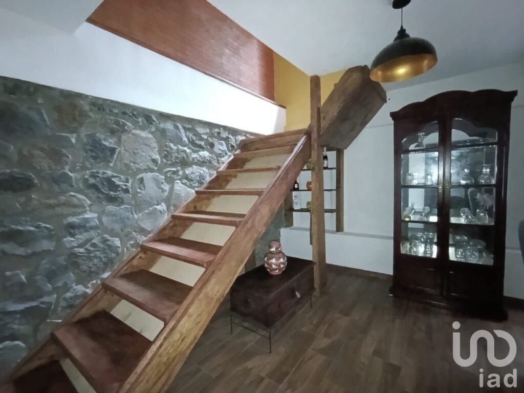 VENTA CASA EN SAINT MORITZ HUITZILAC MORELOS