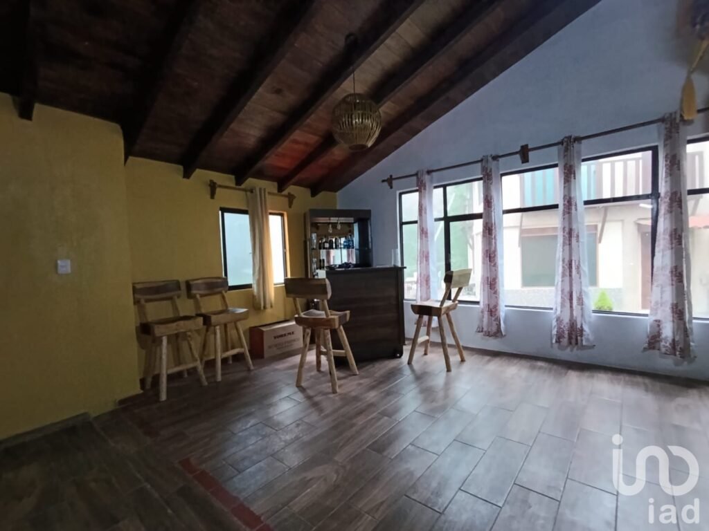 VENTA CASA EN SAINT MORITZ HUITZILAC MORELOS