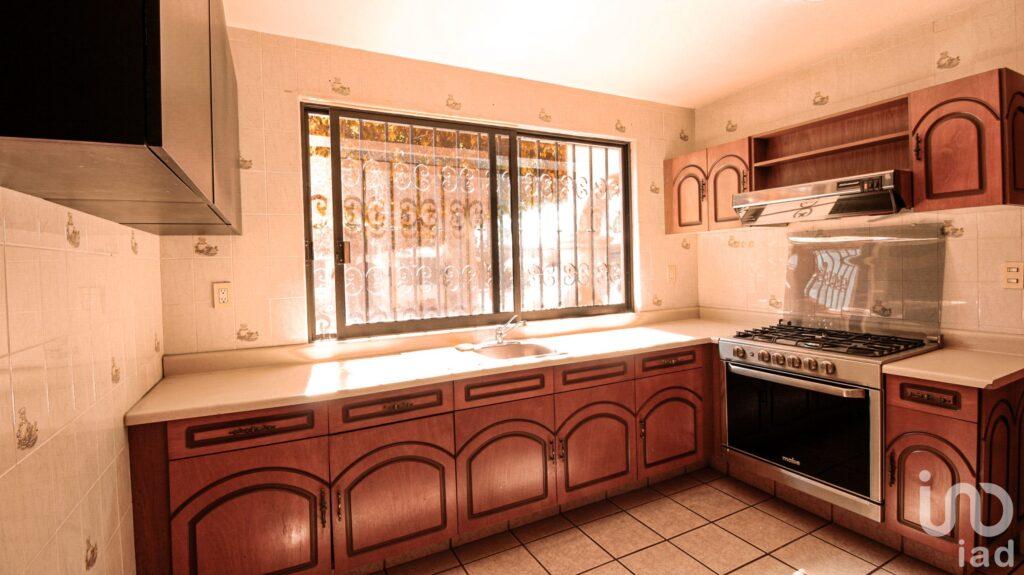 VENTA LUJOSA RESIDENCIA EN CUERNAVACA MORELOS