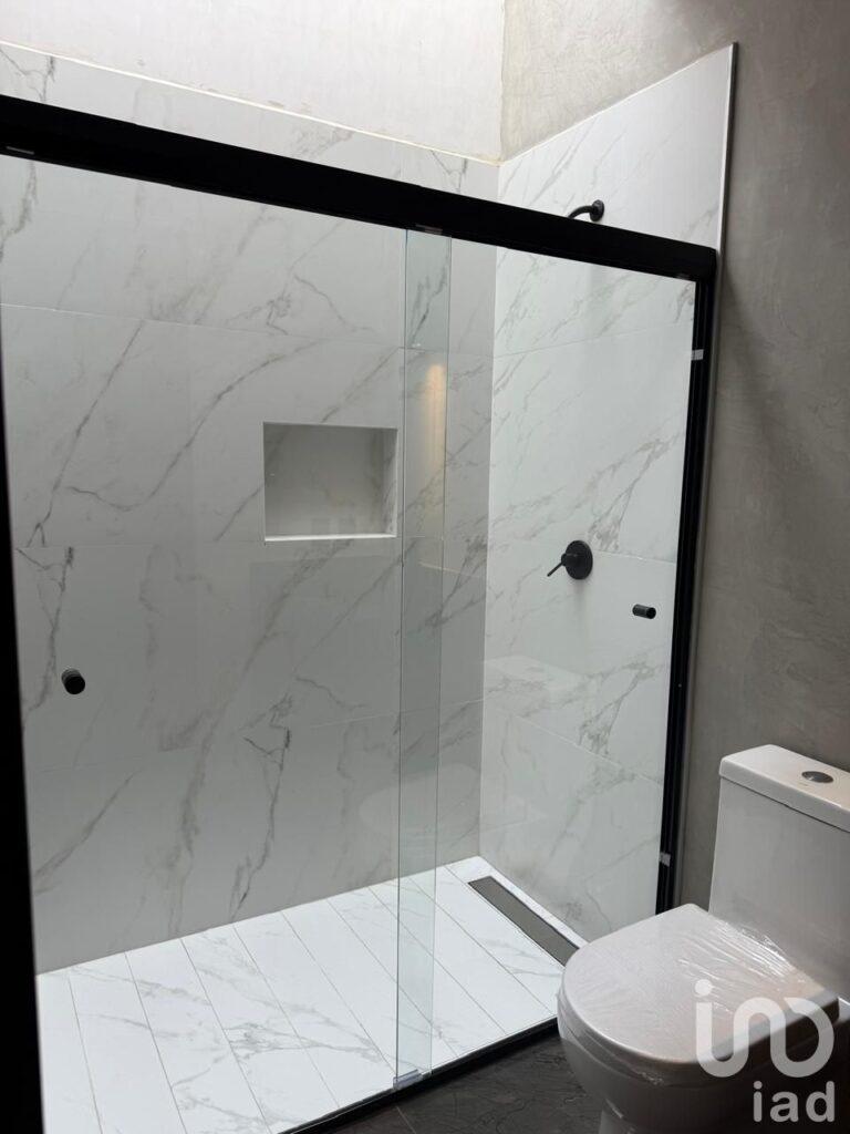 Casa en Venta en Parques Vallarta, Zona Real