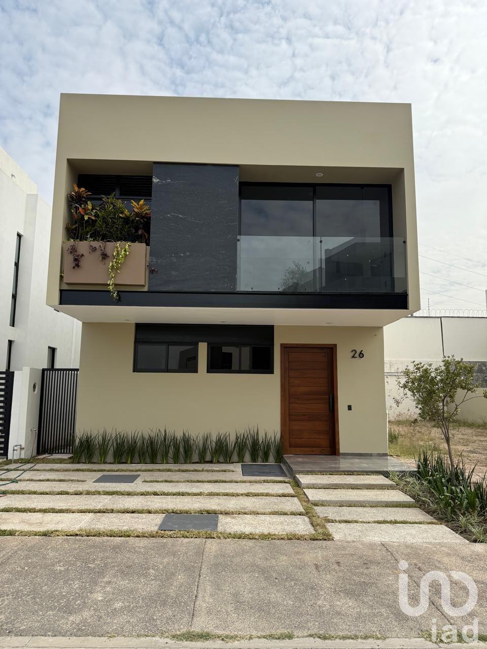 Casa en Venta en Parques Vallarta, Zona Real